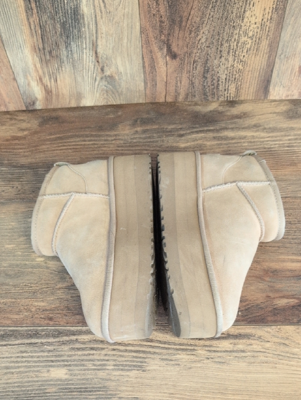 UGG Women's Classic Ultra Mini Platform Boots in Sand 7        R304 - Picture 3 of 10